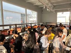 -百年港湾奥特莱斯(香炉礁店)
