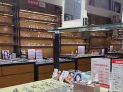 -罗伯特眼镜·蔡司官方授权(罗湖国贸店)