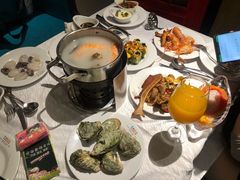 -领鲜活海鲜榴莲自助火锅(东门店)