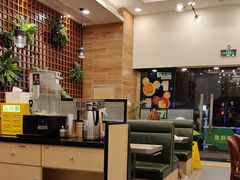 -佰搭果·广式茶餐厅(西华路店)