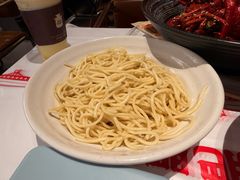 -肥肥虾庄·金牌油焖大虾(汉街SKP店)