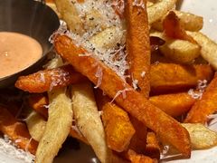 -BROWNSTONE布朗石西班牙餐厅(富城店)