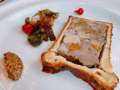 酥皮猪肉鹅肝批-福楼法餐厅FLO