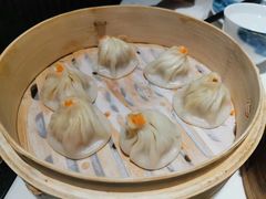 蟹粉小笼包-绿波廊(豫园店)