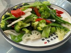 -虹海圣肉饼店家常菜馆