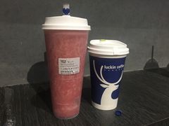 -瑞幸咖啡(新世界中心店)