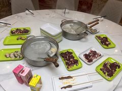 -养牛邓·潮汕牛肉海鲜自助火锅(广州店)