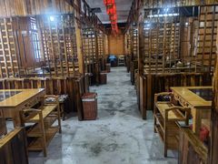 大堂-果松木炭酸菜铜火锅·外婆参鸡汤