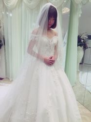 -艾米丽婚纱礼服