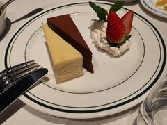 -Wolfgang’s Steakhouse 沃夫冈牛排馆(上海白玉兰广场店)