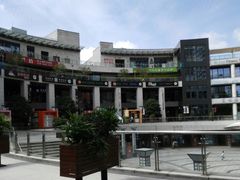 -浦江城市生活广场(江月路店)