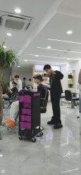 -Coo Hair salon