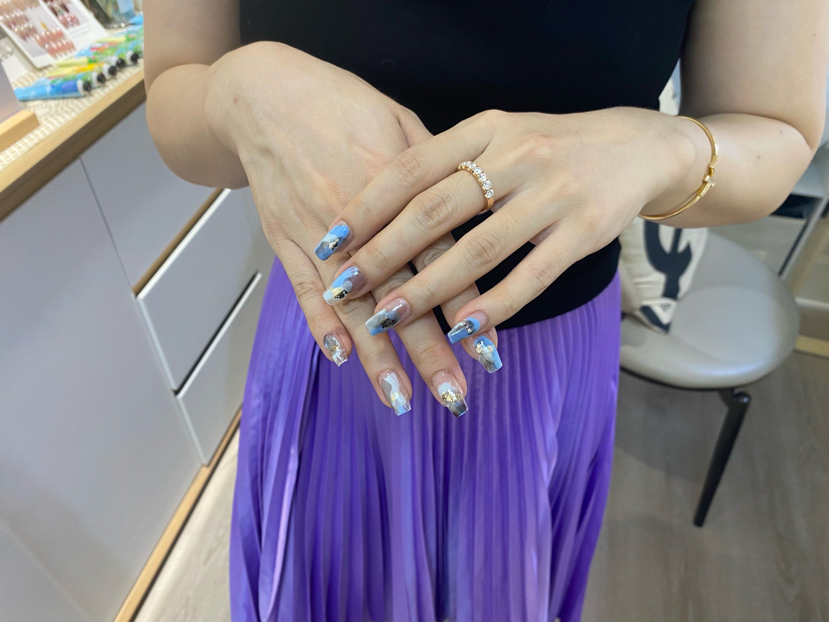 提前做了一个中秋美甲💅