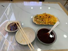 -大肚水饺锅贴·家常融合菜(新港店)