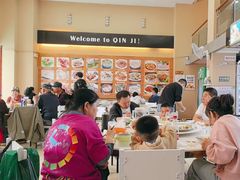 -覃记海鲜美食餐厅