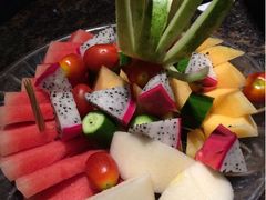 -唛客疯量贩式KTV(金飞达广场店)