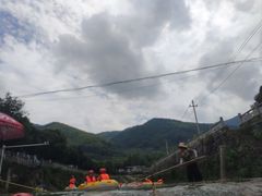 -雅鲁激流探险漂流