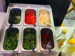 -后街佬·炭火鲜鱼杂(33小镇店)