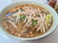 酸辣笋尖粉-桂林米粉(洋桥店)