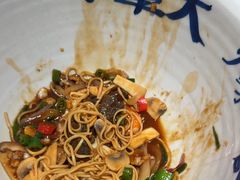 -李犟大爆鳝面·手工蟹黄包(湖滨西湖店)