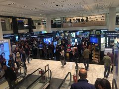 -文艺复兴百货(米兰大教堂广场店)