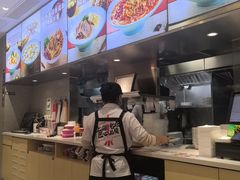 -小杨生煎(浦江欢乐颂店)
