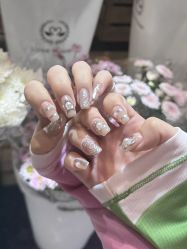 -UGIRL有个美甲