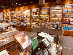 -西西弗书店&矢量咖啡(凯德晶萃广场店)