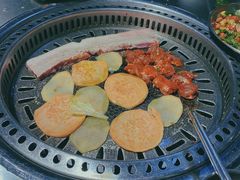 -马路牙子烧烤音乐酒馆(望京店)