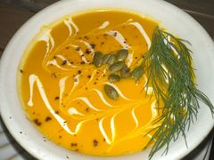 -Mark&Mars Restaurant