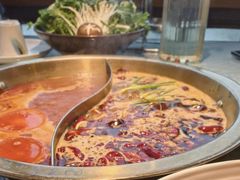 -小天鹅火锅·一线江景洪鼎旗舰店(洪崖洞店)