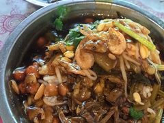 -灵山卢梅燕粉店