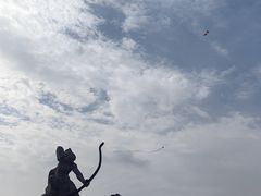 -巴陵广场