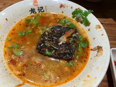 -湘人龙记老长沙米粉(鸟巢店)