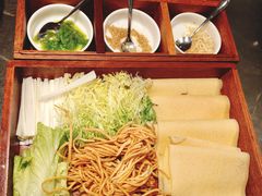 -五谷丰登农家院·地道胶东菜·海鲜烧烤(威海店)