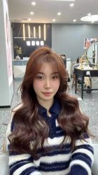 -藤野造型烫染·漂发