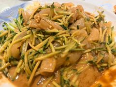 -吴记酱骨炖菜馆(西大直街店)