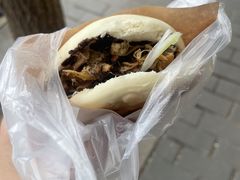 -烤鸭肉夹馍鸭汤店