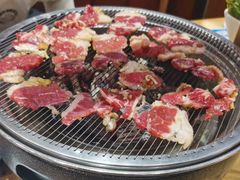 -青瓦餐厅·生鱼片·韩园烤肉(西塔店)