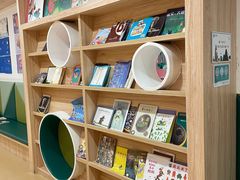 -亲亲袋鼠托育早教·思维专注力·棕熊英语(鼓楼恒力城店)