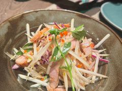 炭烧猪颈肉沙拉-安南越南餐厅(青岛万象城店)