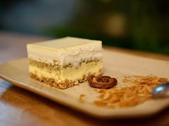 白桃百香糕-知亘茶食