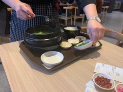 水煮肉片米线-苗乡米线(建军路店)