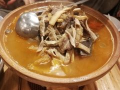 霄汉牛三鲜-霄汉牛三鲜湖北砂锅菜(万松园2店)