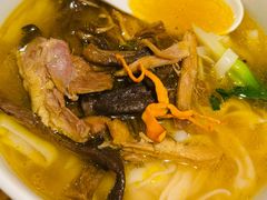 -呷佬·长沙手工米粉(金沙江路店)