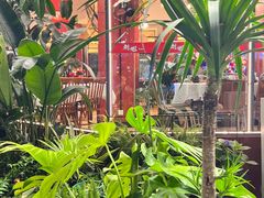 -刘姐啤酒鱼民族演艺餐厅(西街总店)