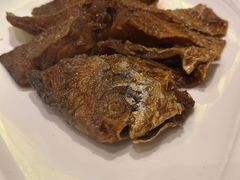 熏鲳鱼-老吉士酒家(天平路店)