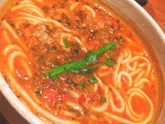 小锅米线-云海肴·汽锅鸡·云南菜(天山百盛优客店)