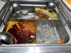 四宫格锅底-海底捞火锅(北京路店)