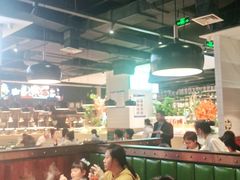 -亚马逊环球美食百汇(新城吾悦广场店)